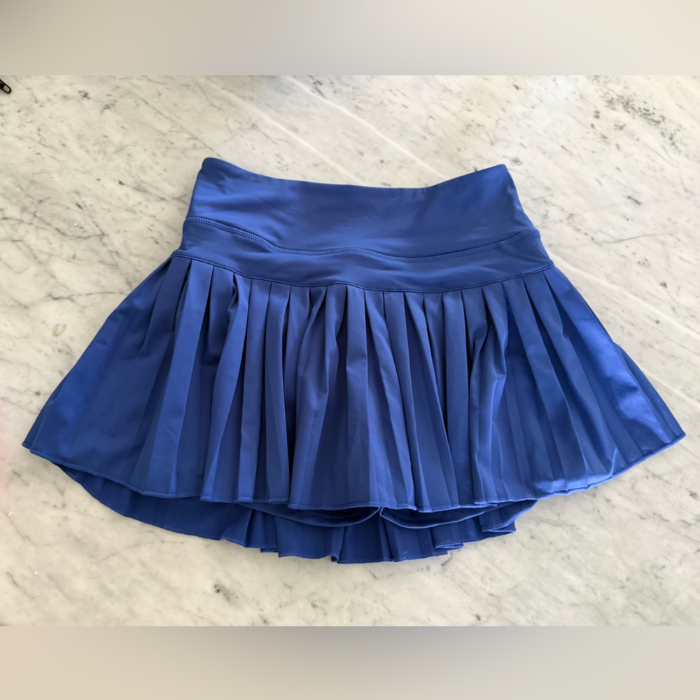 NWOT Gold Hinge - Blue Pleated Skirt
